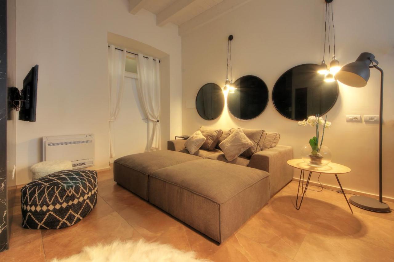 Urban Central Suites Cagliari Exterior foto
